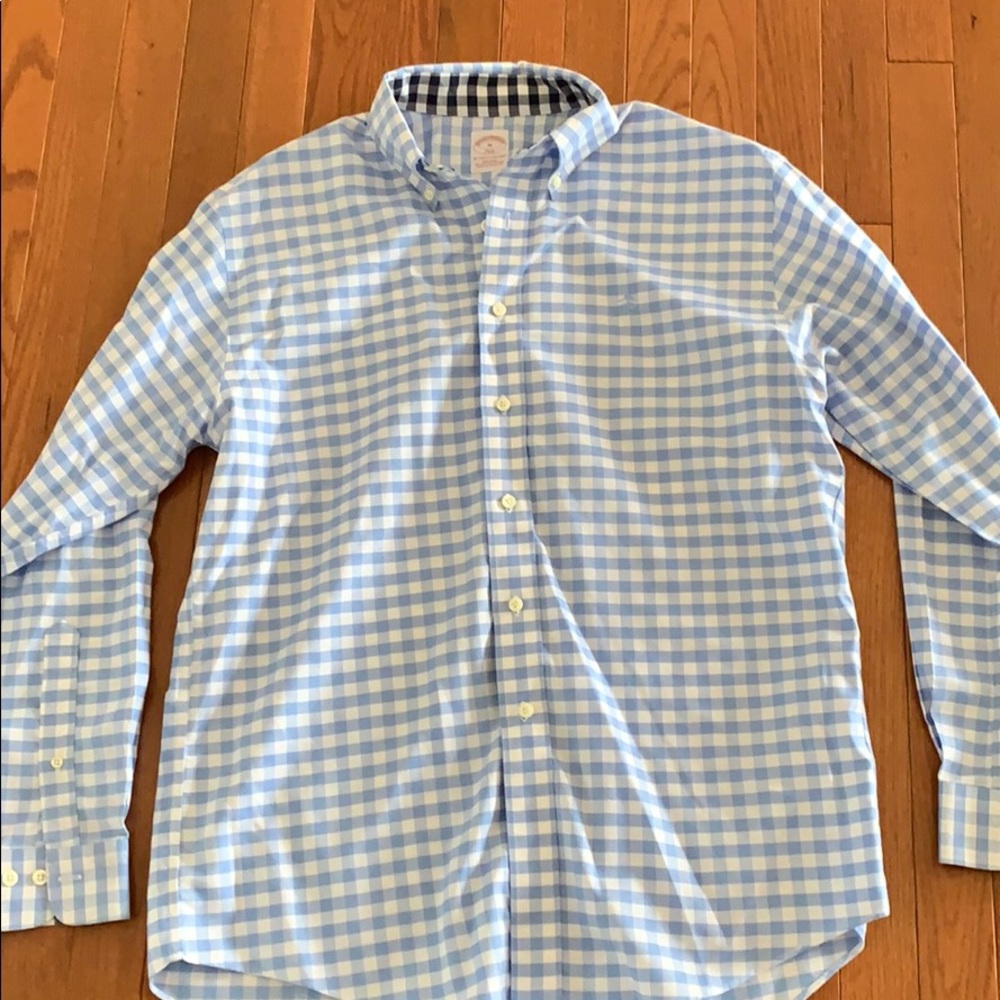Brooks Brothers white and blue checkered buttonup